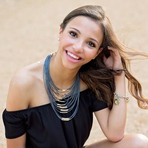 Meet your Posher, Natalie